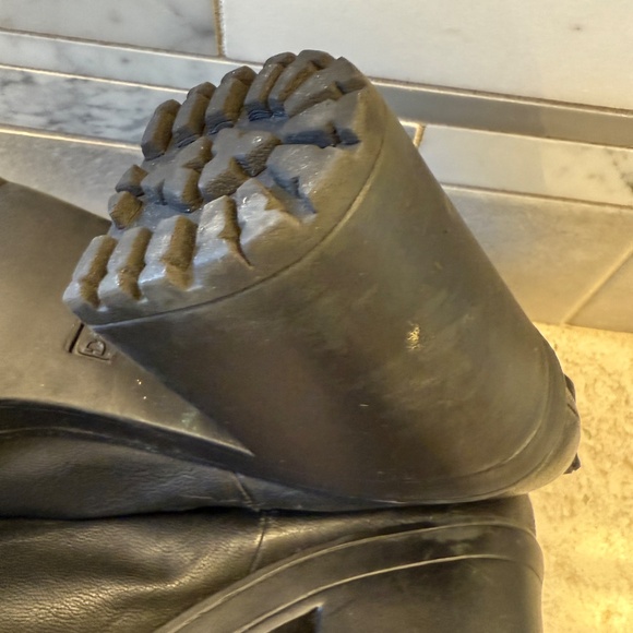 Divided  by H&M Chelsea chucnky black boots stretch ankle - Picture 9 of 12